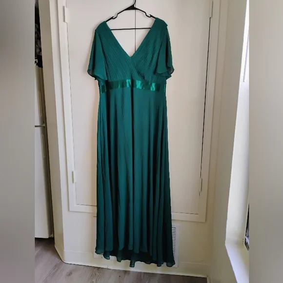 Long Chiffon Empire Waist Bridesmaid Dress with Short Flutter Sleeves ~ Emerald - Picture 9 of 14